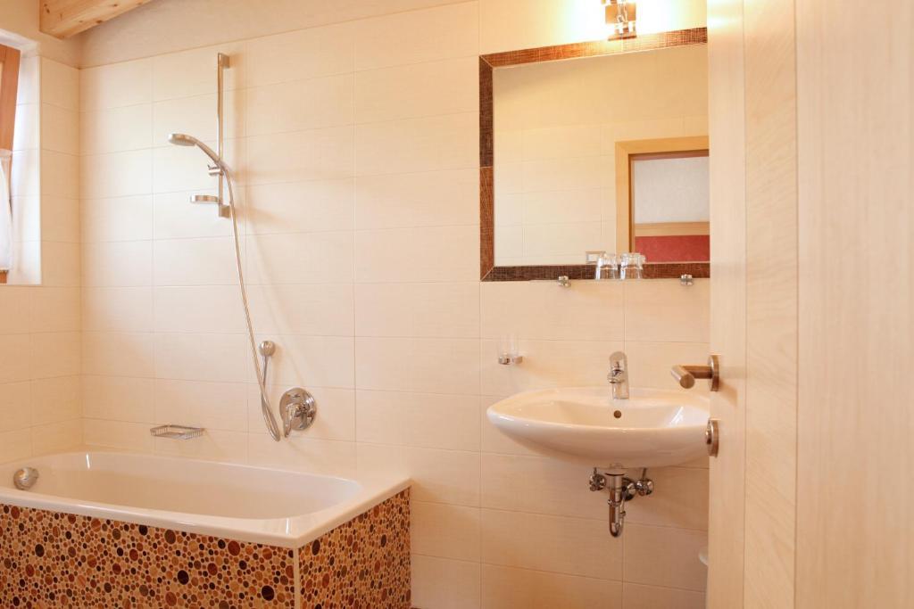 Garni Iosc Hotel Al Plan di Mareo Buitenkant foto
